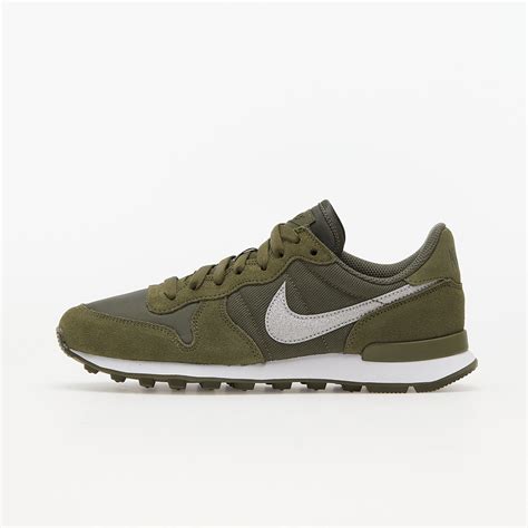 Nike Internationalist Medium Olive (Women's) 